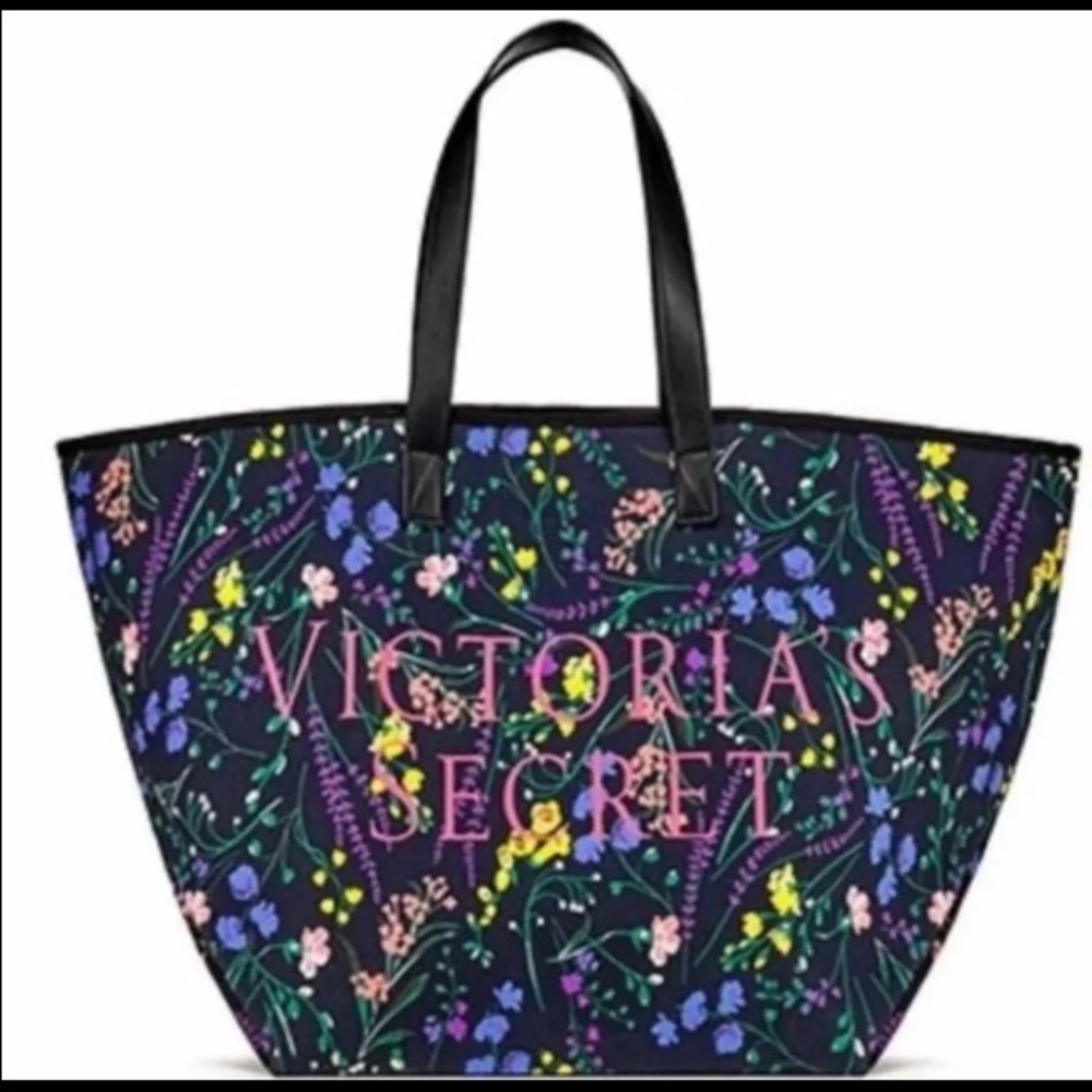 NEW! 🌸🌼 VICTORIA SECRET floral tote